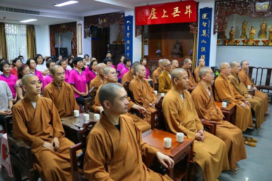 明星三缺一